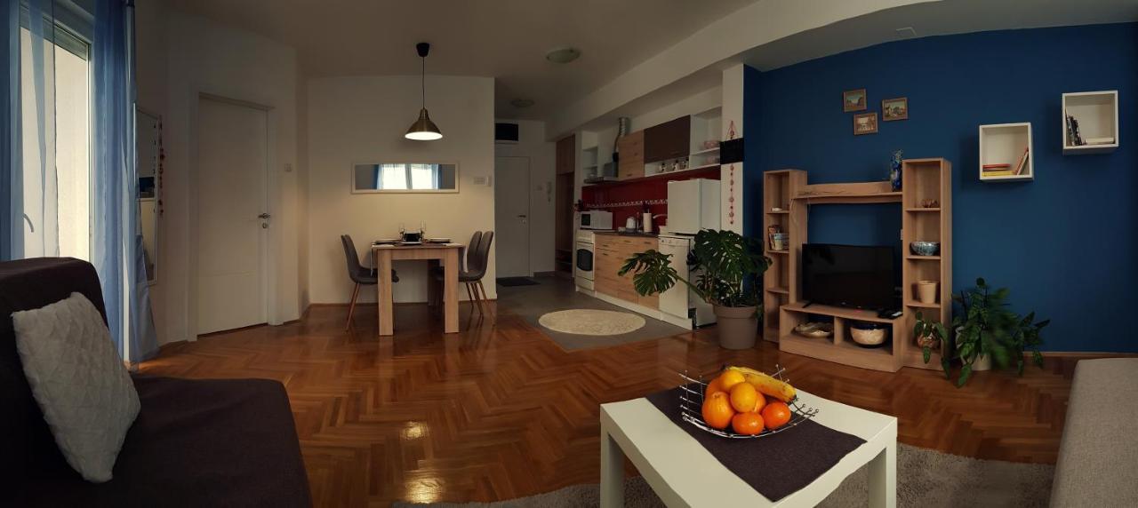 Konstantin Lux Appartement Subotica Buitenkant foto